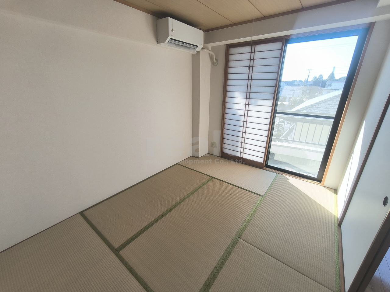 三鷹市新川３丁目の賃貸マンションの和室