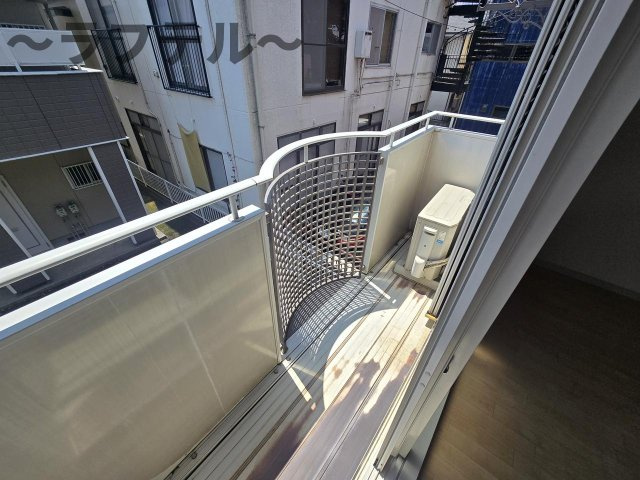 ドエルミハラのバルコニー|別部屋イメージ写真
