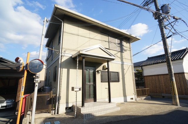 サニーハウス神宮前の外観