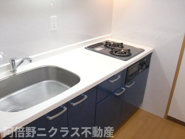 カナセ上汐町のキッチン|内装は別部屋の参考写真です。