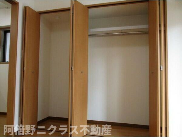 カナセ上汐町の収納|内装は別部屋の参考写真です。