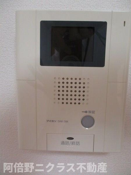 カナセ上汐町のセキュリティ|内装は別部屋の参考写真です。