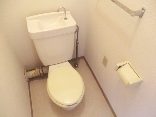 リバーサイドパークのトイレ|★トイレ画像・温水洗浄便座を設置できる電源あり★