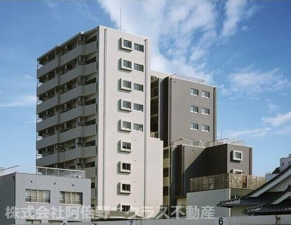 サージュ天王寺の外観