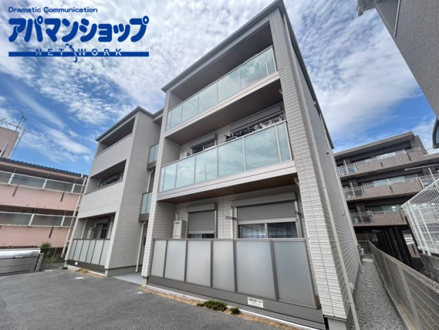 シャーメゾンリアン富雄元町の外観