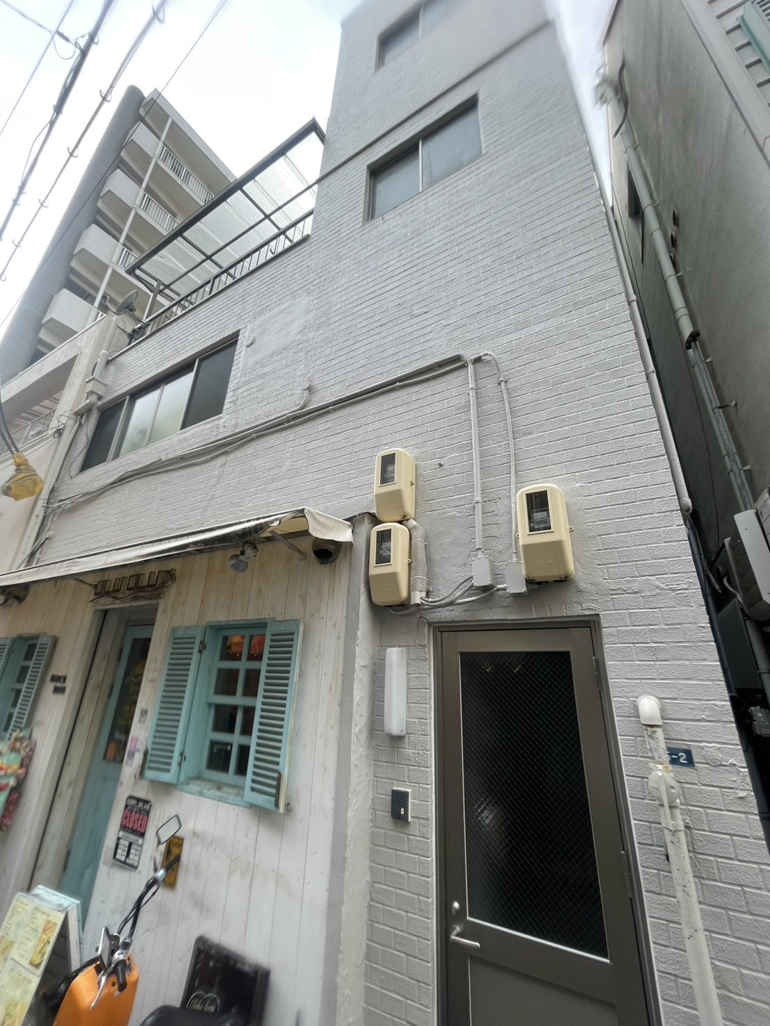 陳ビルの外観