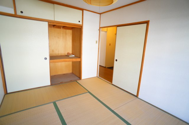 奈良三条町住宅2号棟の和室
