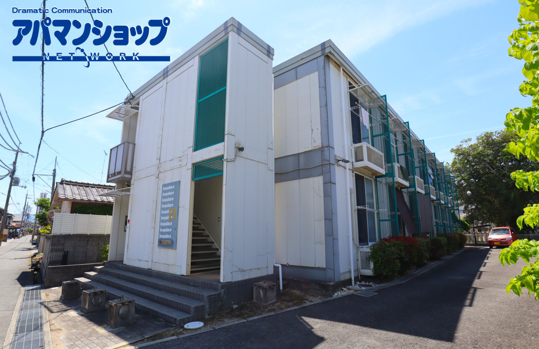 レオパレス茶園場（チャエンバ）の外観