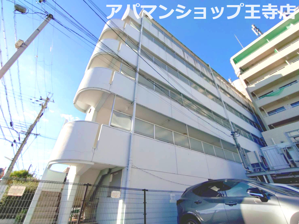 星和台プラザの外観