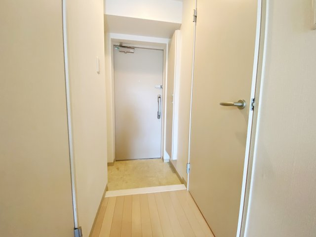 エスポワールワイエムの玄関|別号室の参考写真です。