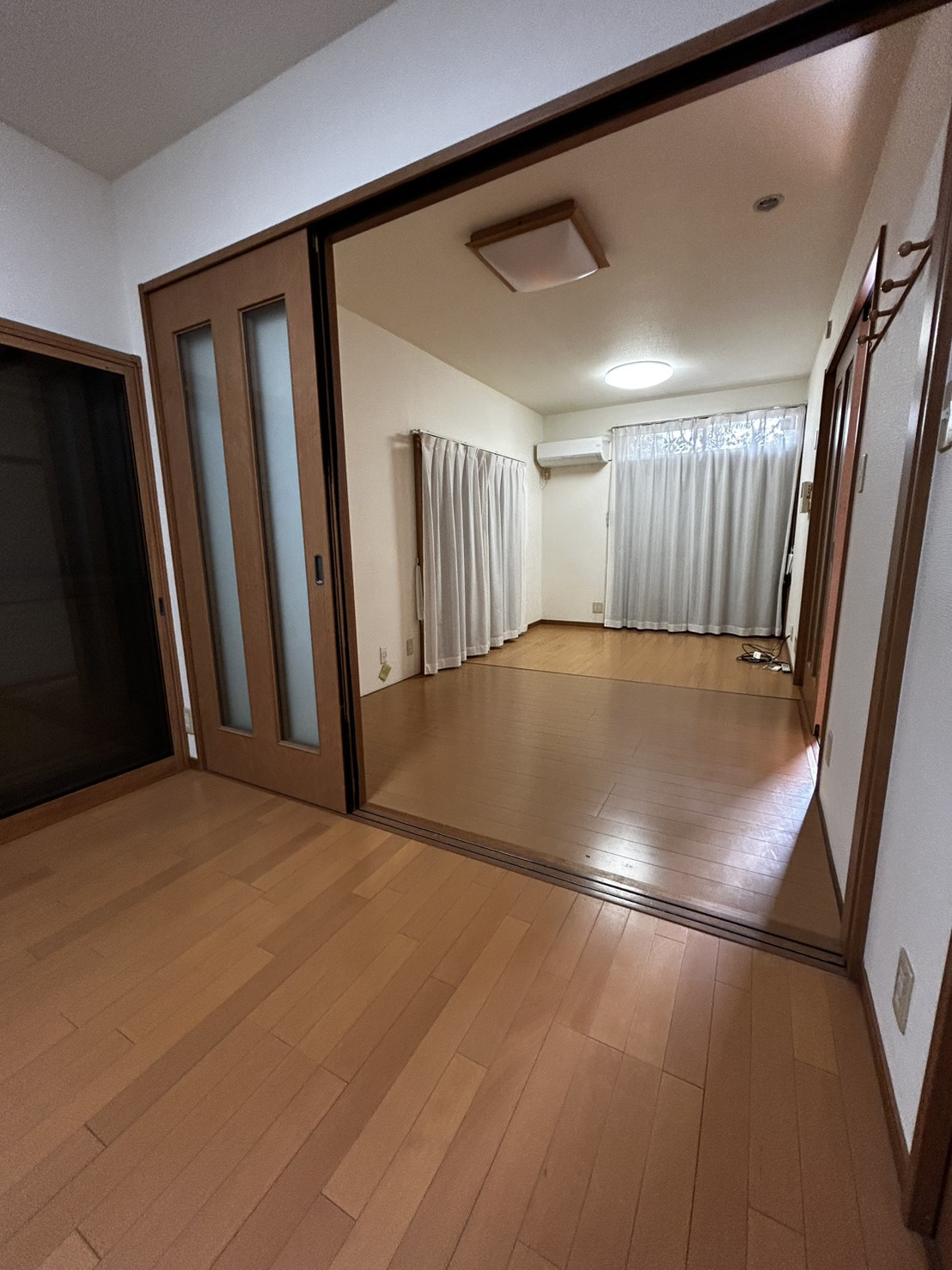篠原本町戸建の居間・リビング