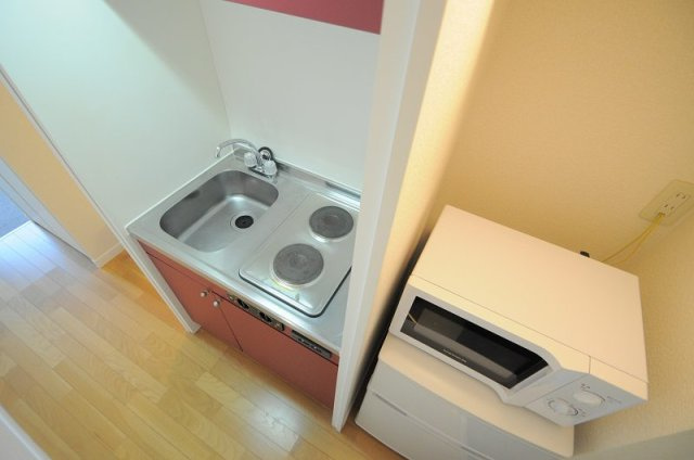 レオパレス秋桜（コスモス）のキッチン|お部屋によって設備が異なる場合がございます