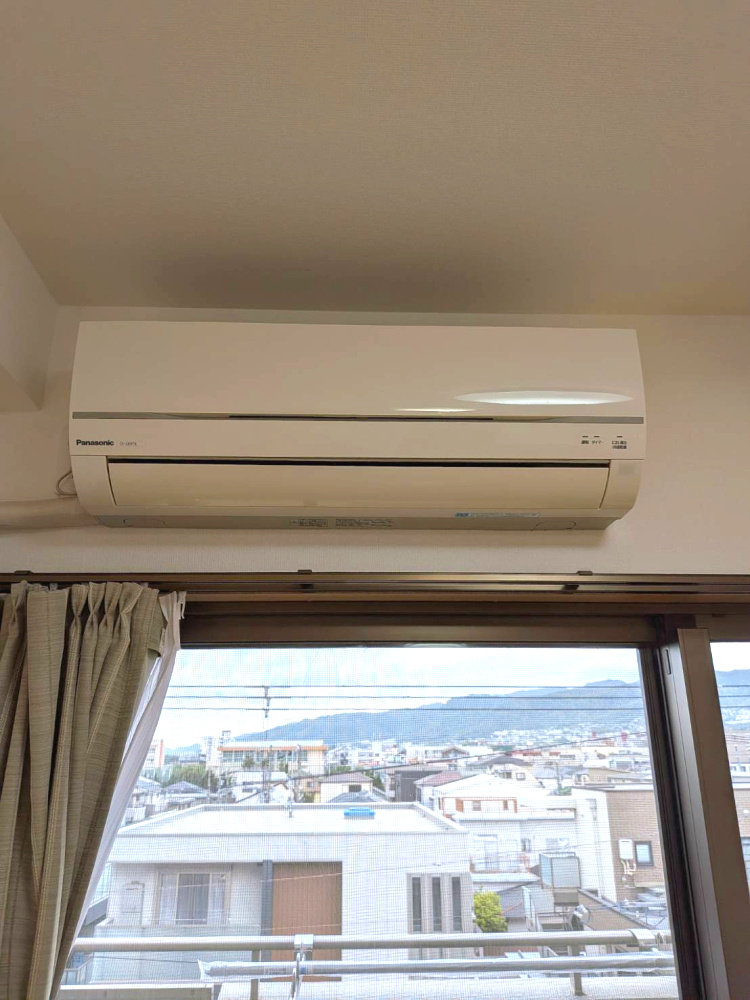 西宮市南昭和町のマンションの設備|エアコン1台設置済みです