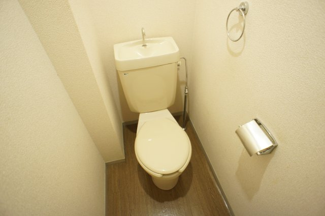 シティロイヤル富雄北のトイレ