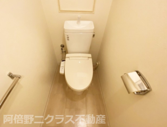 フラットフォーアイザワのトイレ|内装は別部屋の参考写真です。