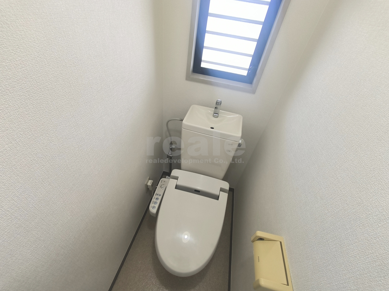 三鷹市牟礼２丁目の賃貸マンションのトイレ