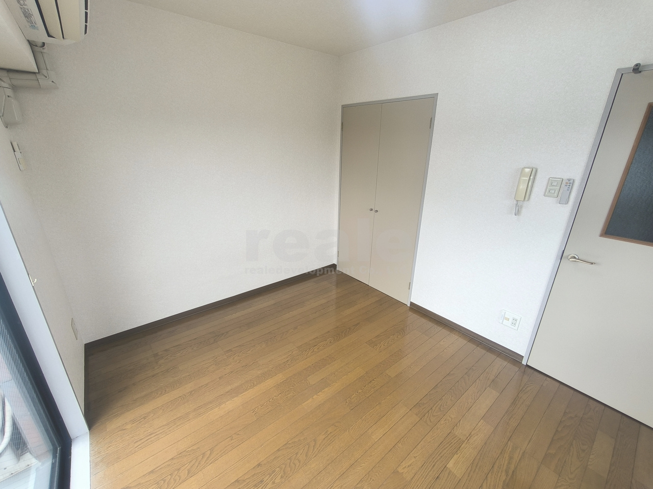 三鷹市牟礼２丁目の賃貸マンションの洋室