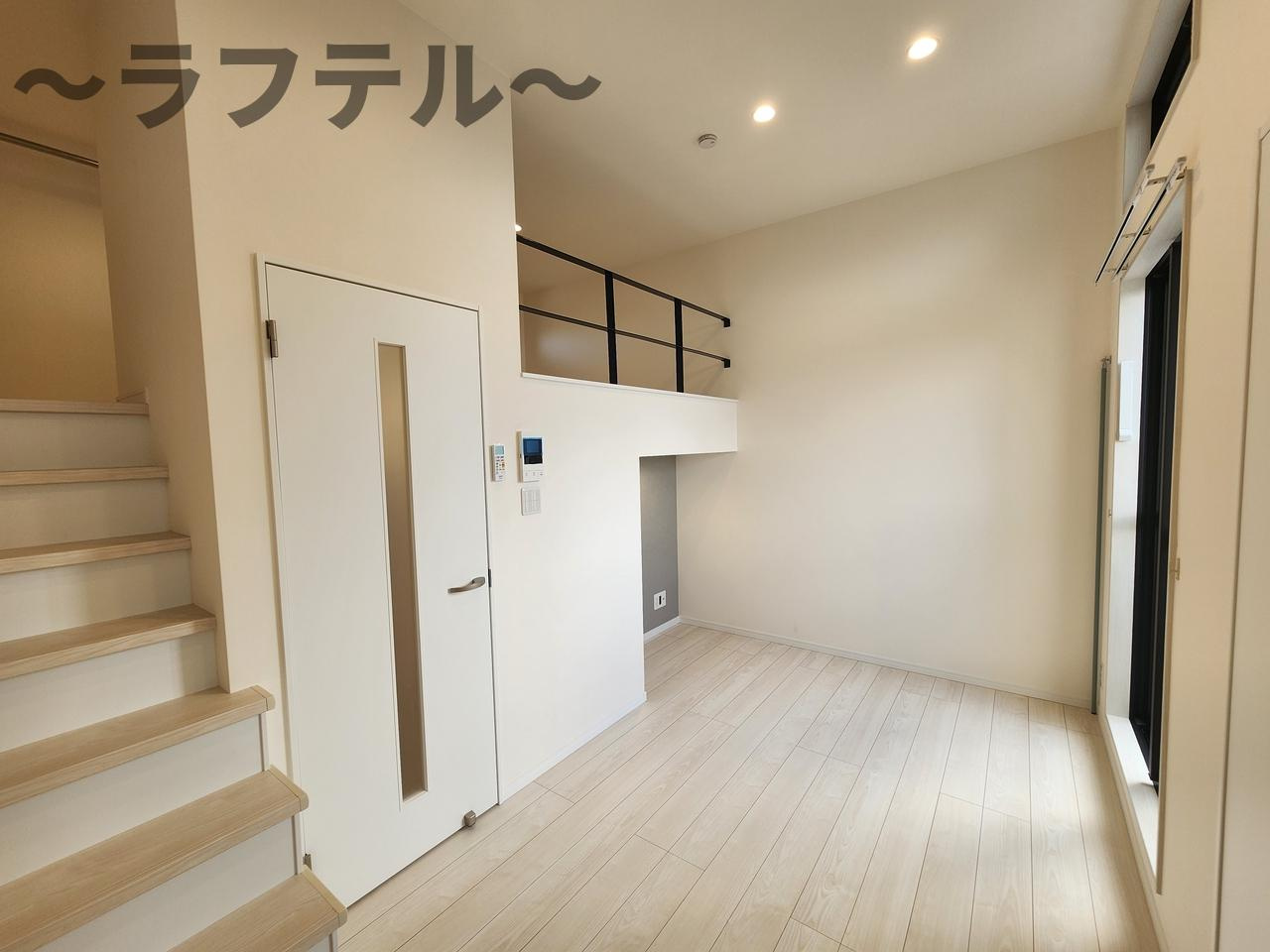 ＣＢ入間リーノの居間・リビング