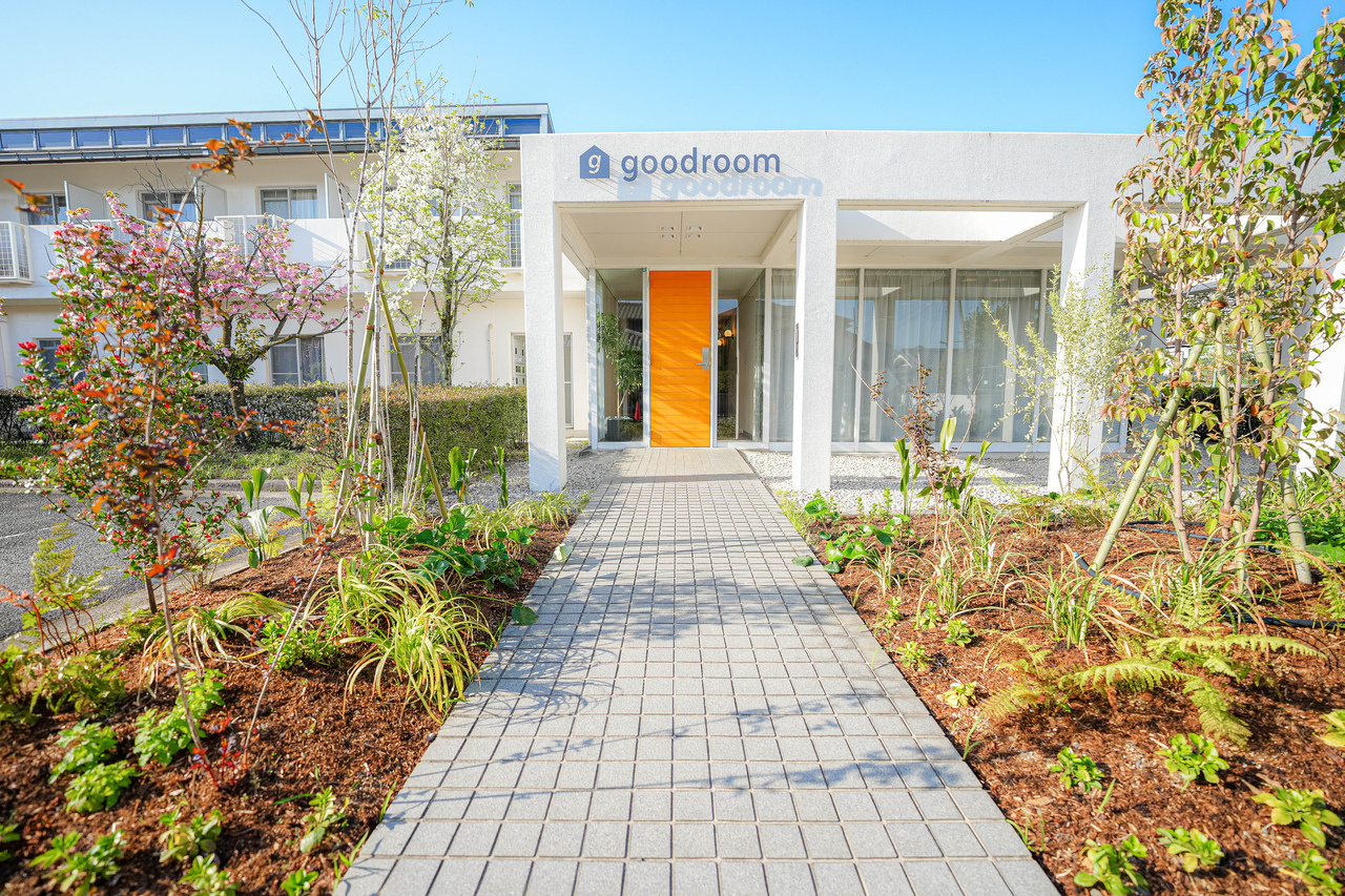 goodroom residence 奈良のエントランス