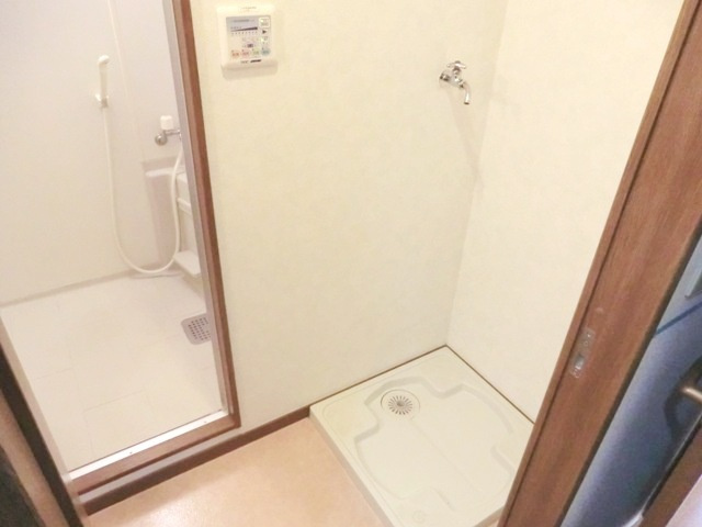 アムールＡＫＩＲＡの内装|★室内洗濯機置場＆脱衣スペースあり★