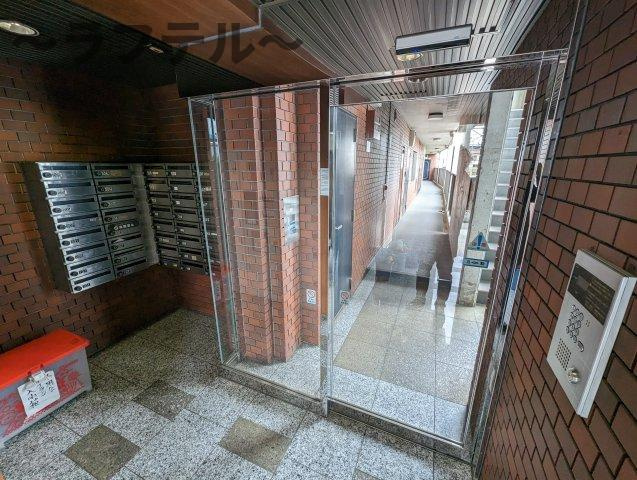 所沢市くすのき台１丁目の賃貸マンションのロビー