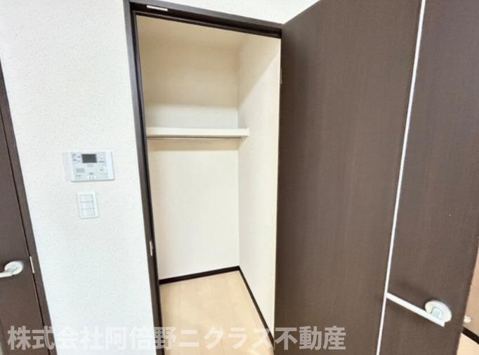 フジパレス今川ＥＡＳＴの収納