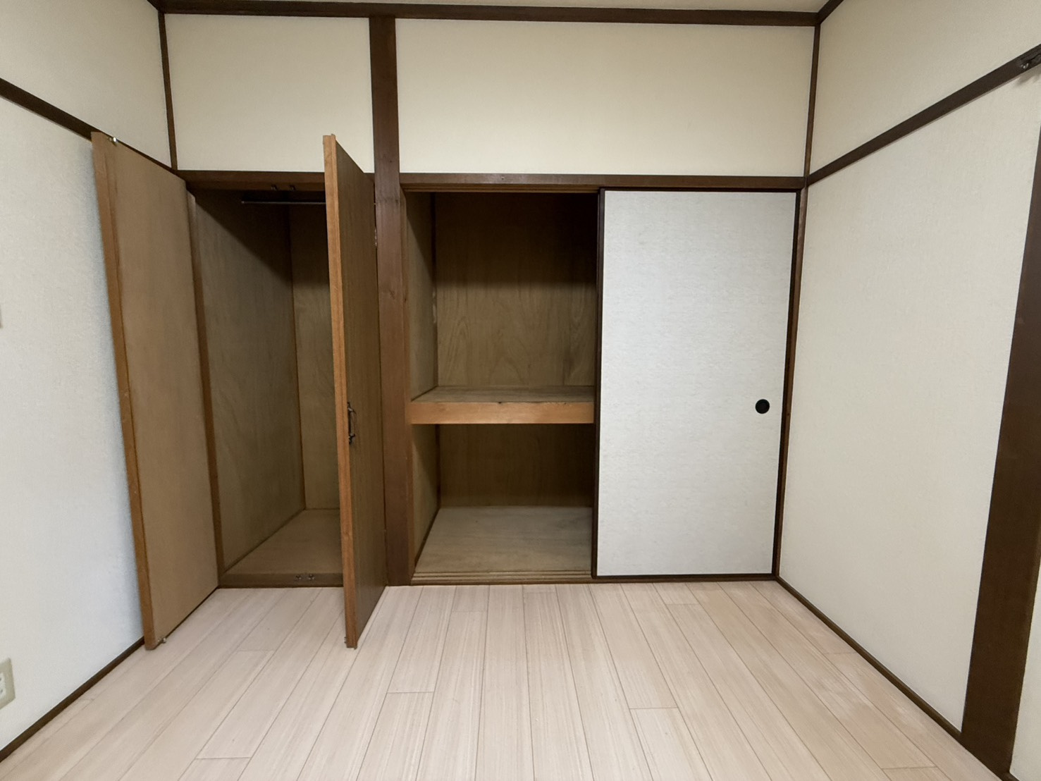 神戸市垂水区福田５丁目のアパートの収納