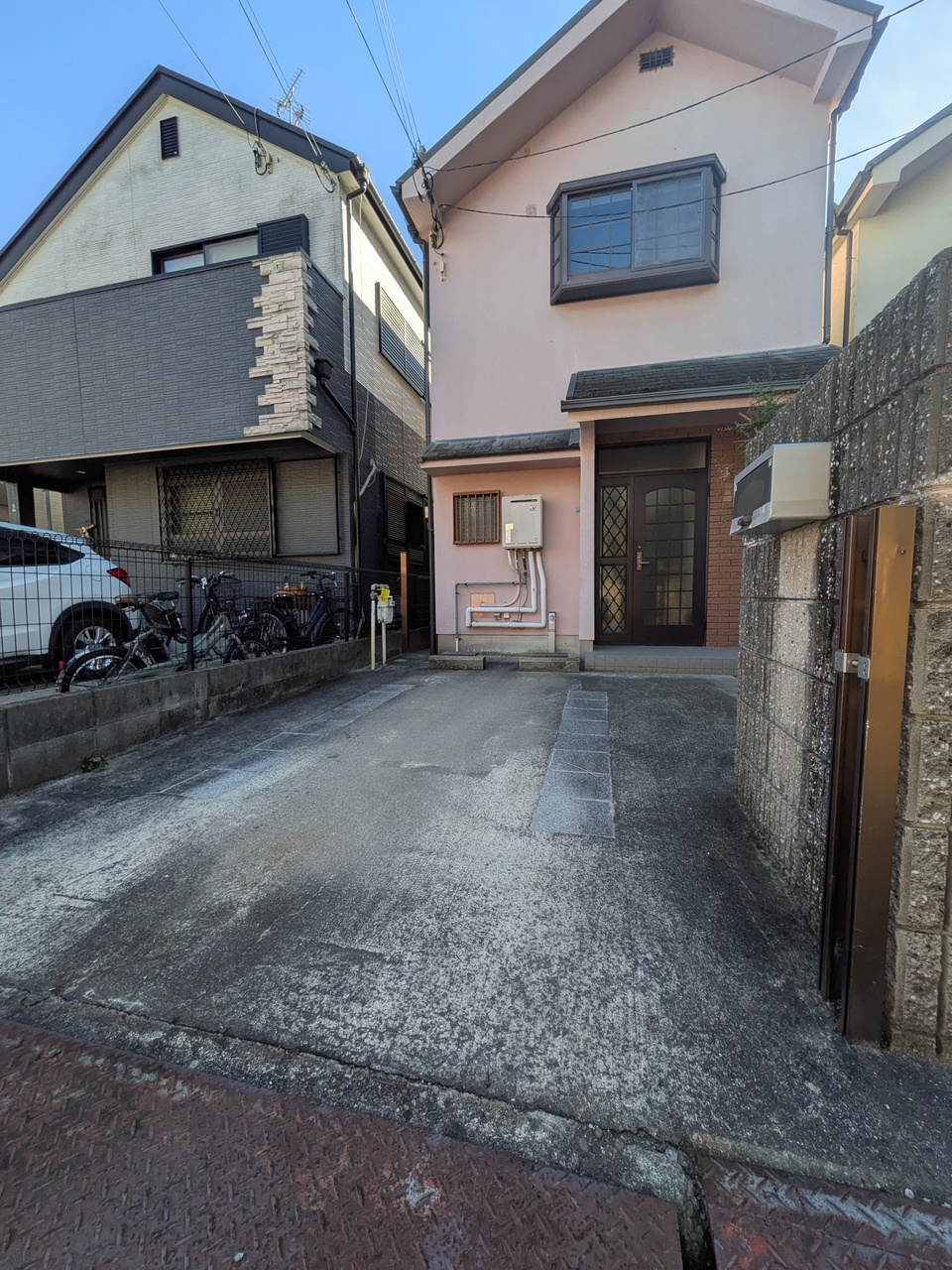 御影山手５丁目戸建の駐車場