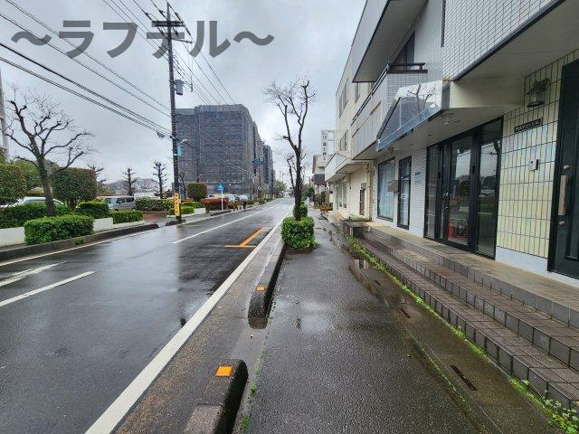 所沢マコトビルの周辺
