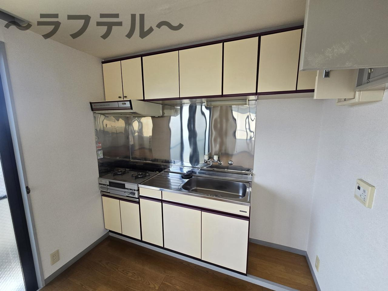 所沢マコトビルのキッチン