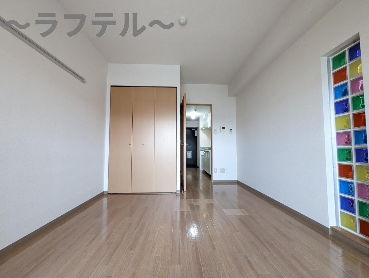 ケリーの居間・リビング|別部屋イメージ写真