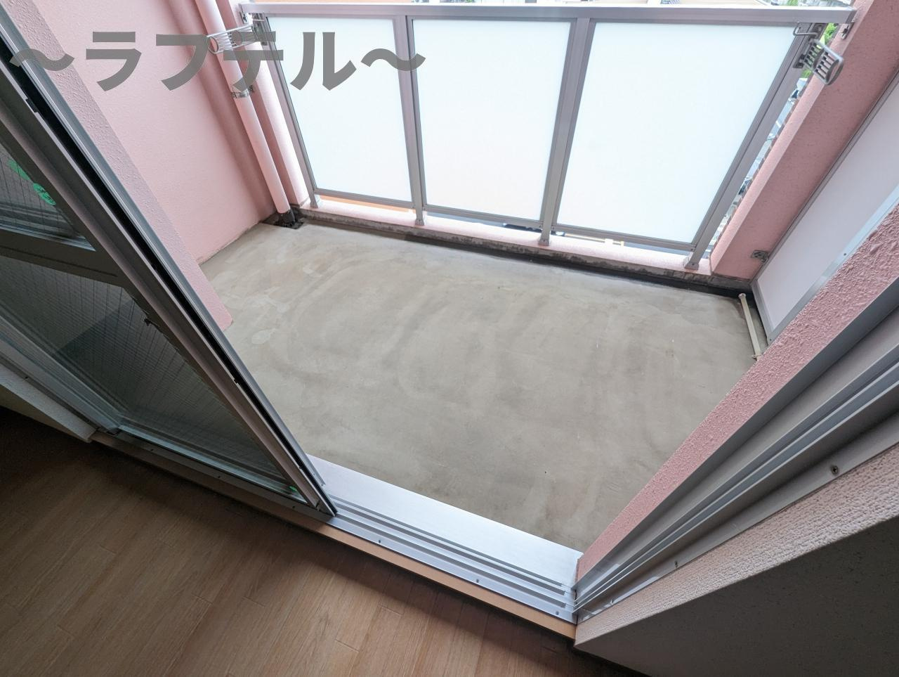 ケリーのバルコニー|別部屋イメージ写真