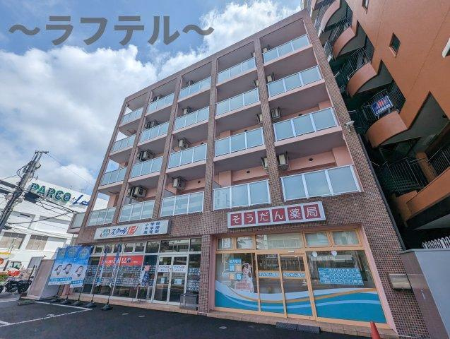 ケリーの外観