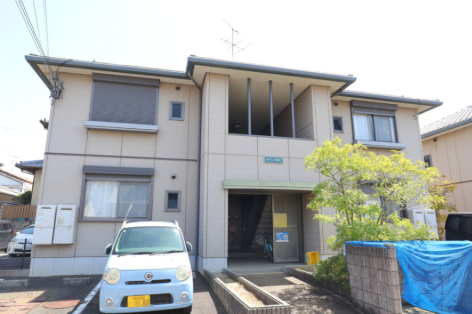 ライン大和C棟の外観