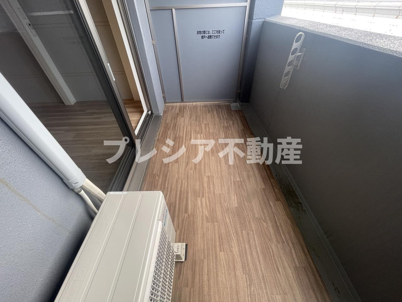 セレニテ甲子園プリエのバルコニー