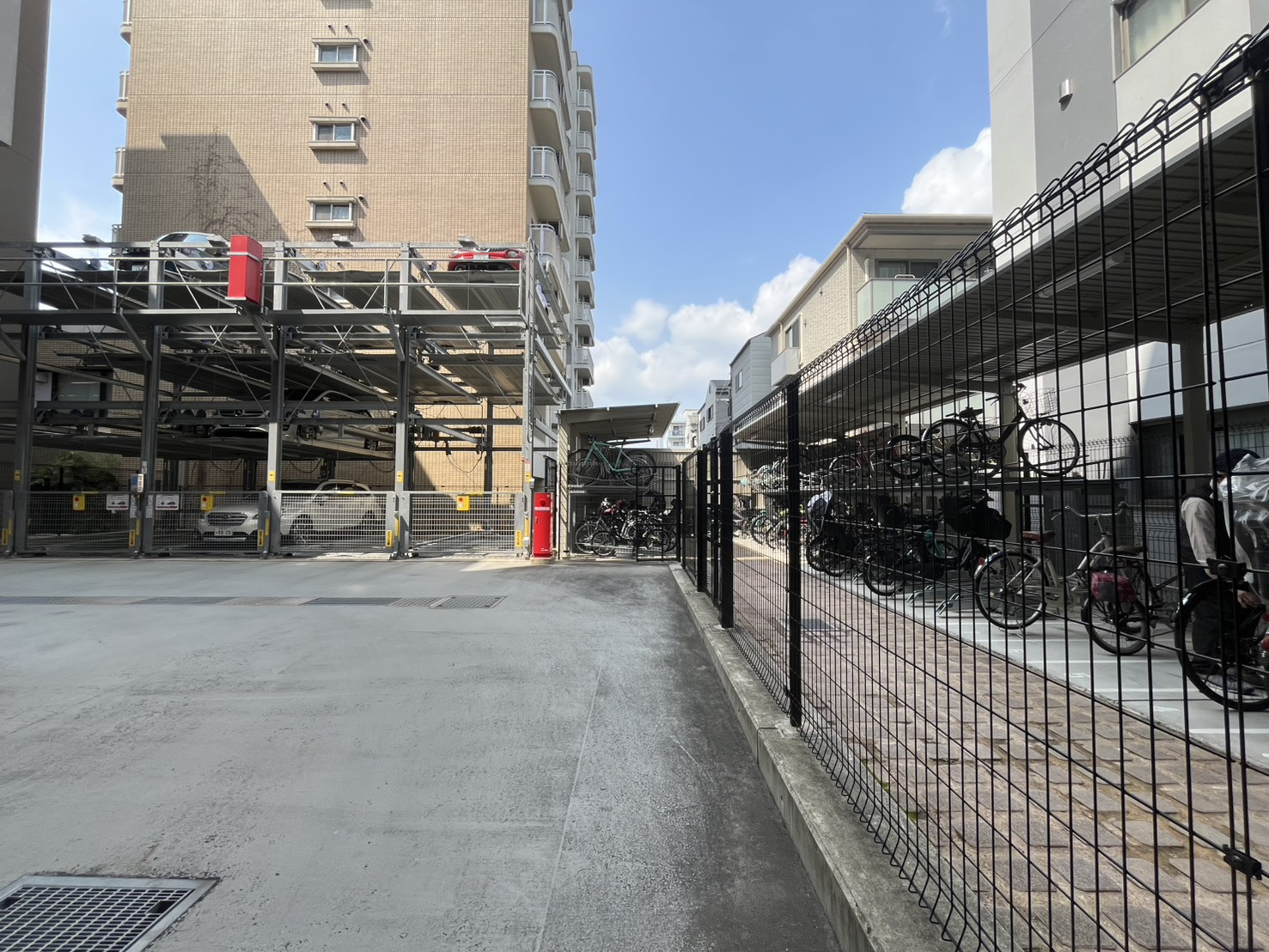 プラネスーペリア京都西院の駐車場