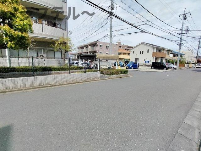 トリヴァンベール小手指の周辺