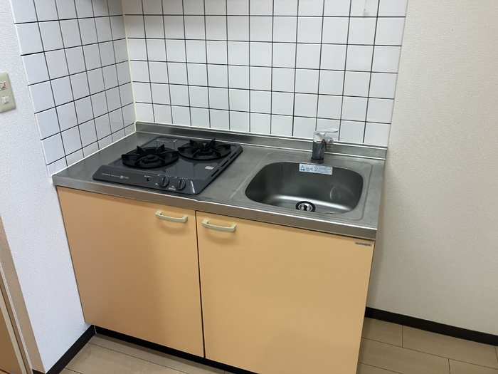 ハイムフローラ本町のキッチン|別号室参考写真です。