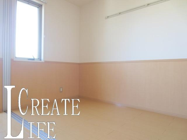 トレビナ中浦和の寝室|別号室の参考写真です。