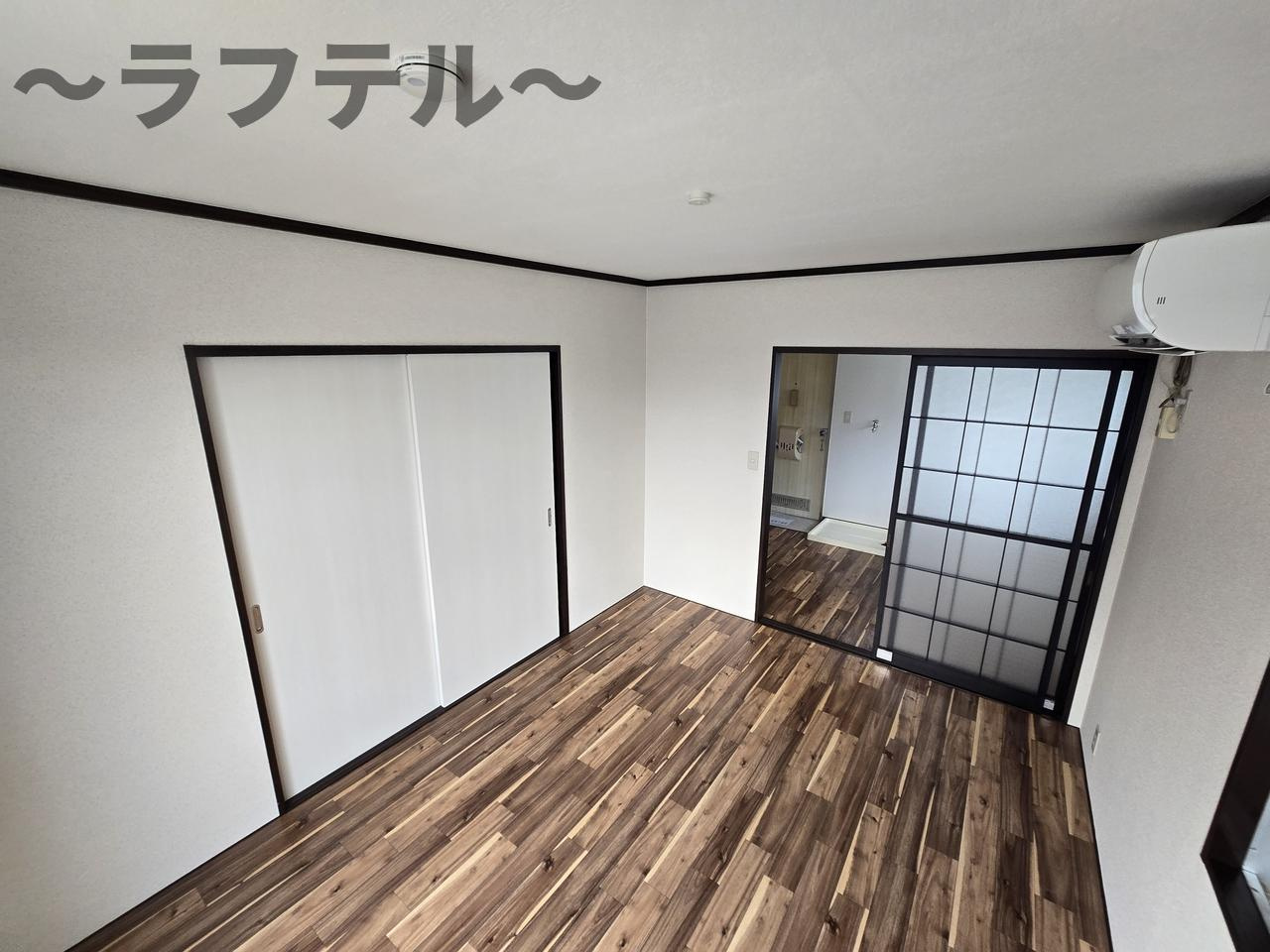 めぐみコーポの居間・リビング