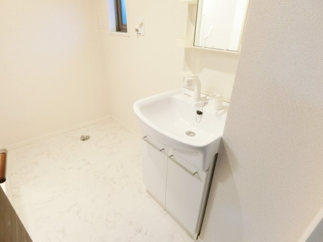 Ohana　Hare　Ｃの洗面所|別号室の参考写真です。