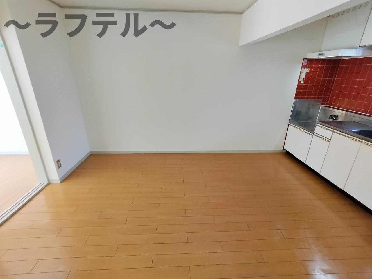 所沢市けやき台２丁目のアパートの居間・リビング