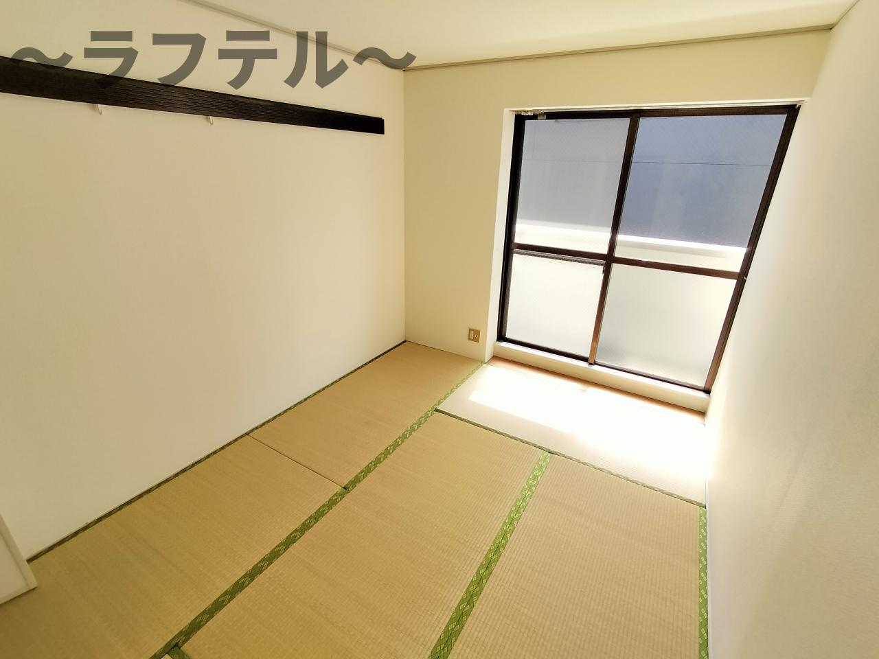 所沢市けやき台２丁目のアパートの和室
