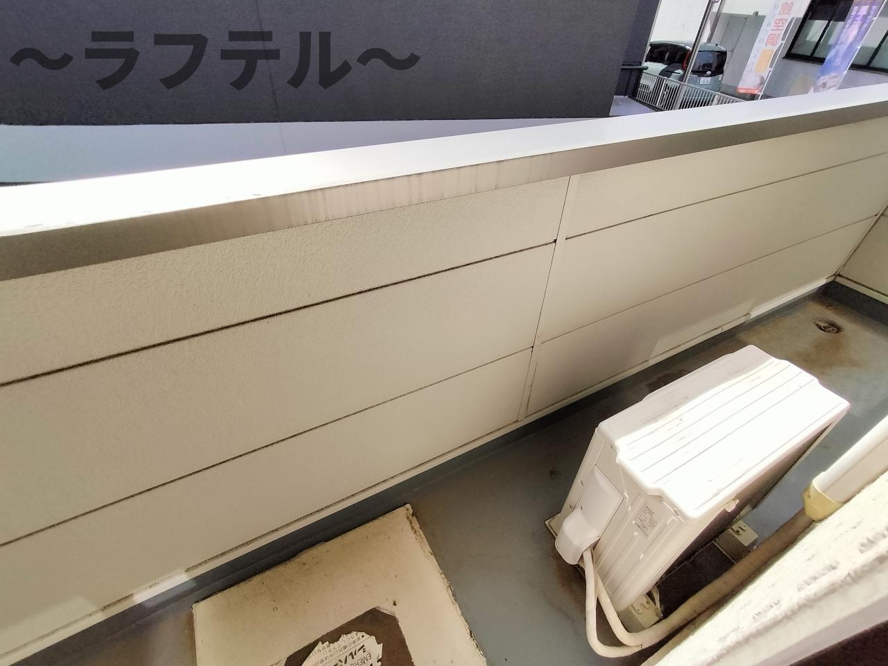 所沢市けやき台２丁目のアパートのバルコニー
