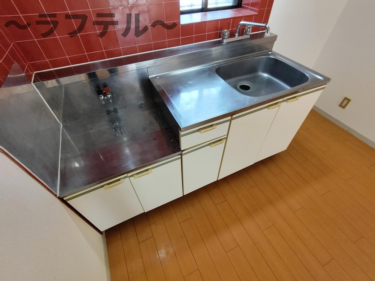 所沢市けやき台２丁目のアパートのキッチン