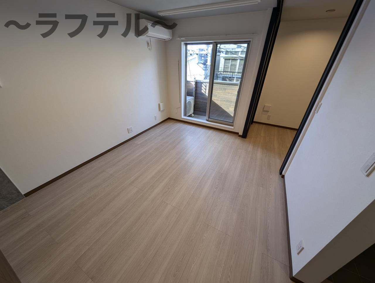 所沢市旭町のアパートの居間・リビング