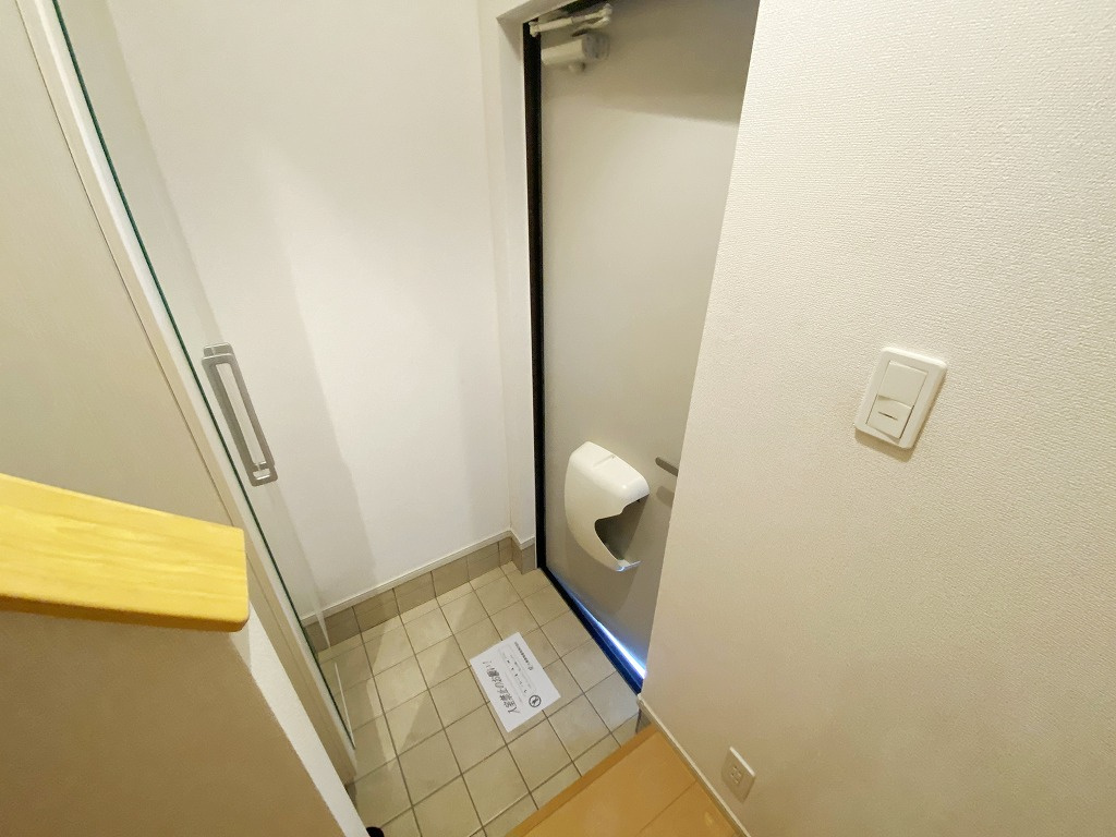 ラフレシール桜の玄関|別号室の参考写真です。