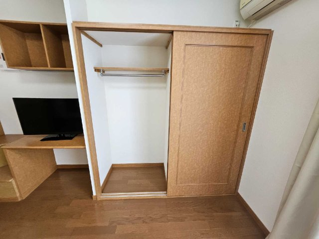 レオパレスプルメリアの収納