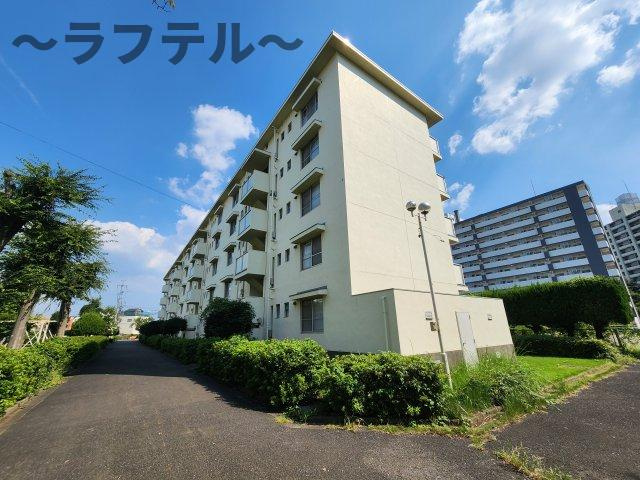 ビレッジハウス所沢2号棟の外観