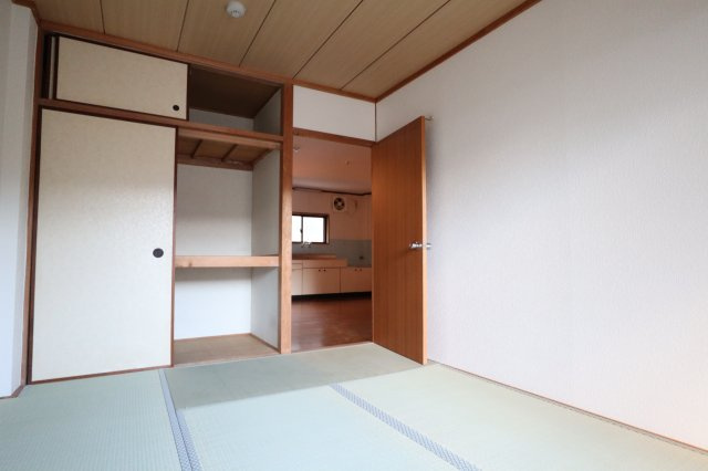中村ハイツの和室